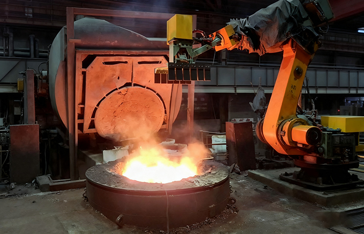 Molten Iron Slag Skimming